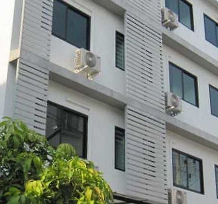 The Guest Arak Boutique Hotel Chiang Mai Exterior foto
